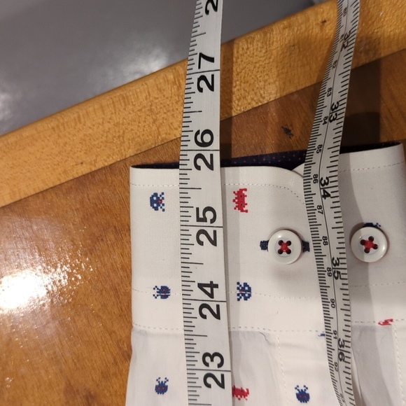 Dario Beltran Space Invaders Print Shirt - Picture 10 of 11